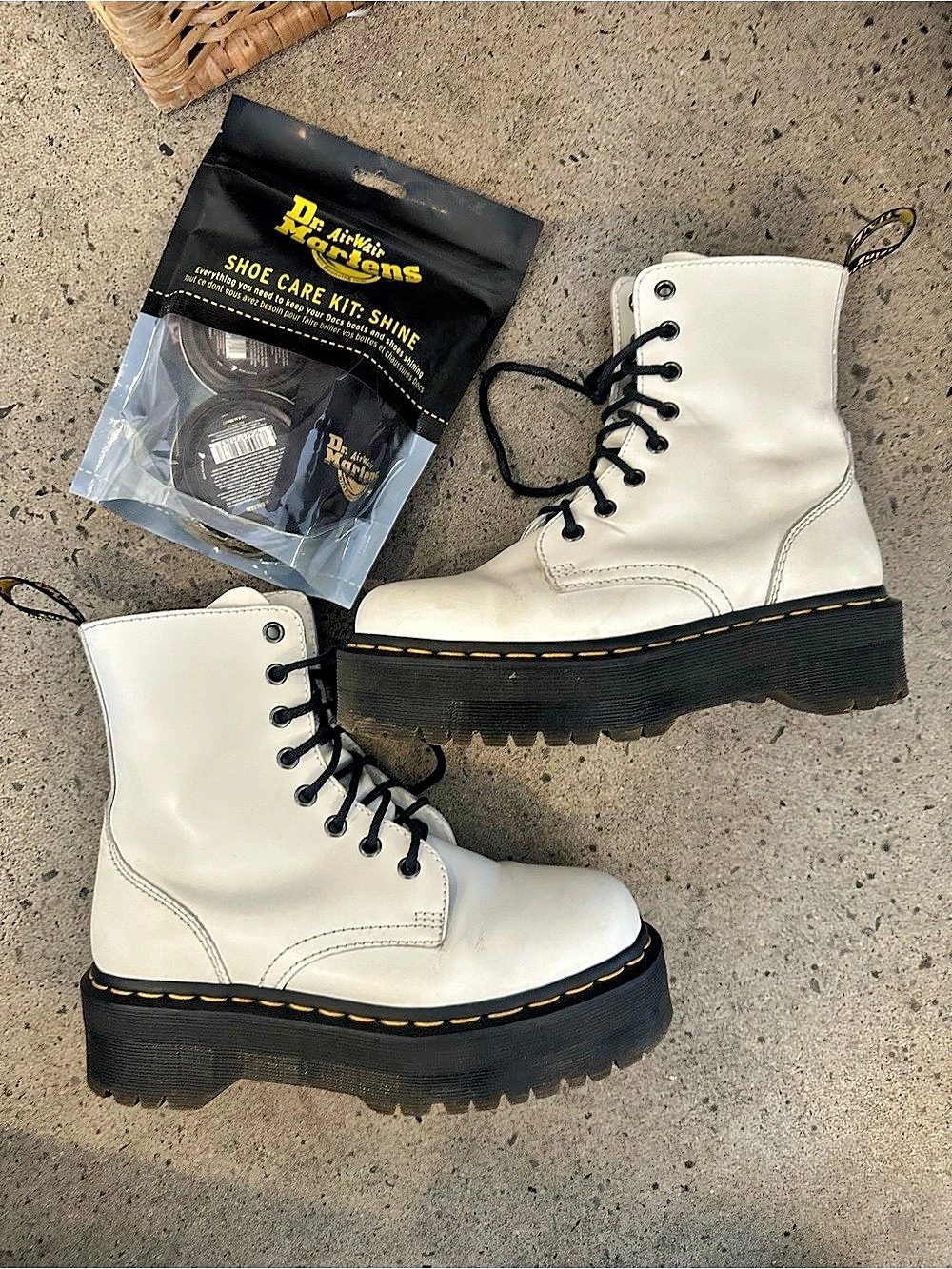 Dr. Martens Jadon Platform Boots White + care kit